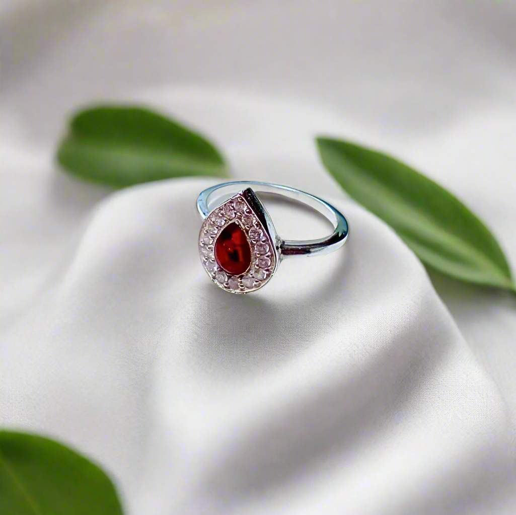 teardrop cluster ashes memorial ring side view